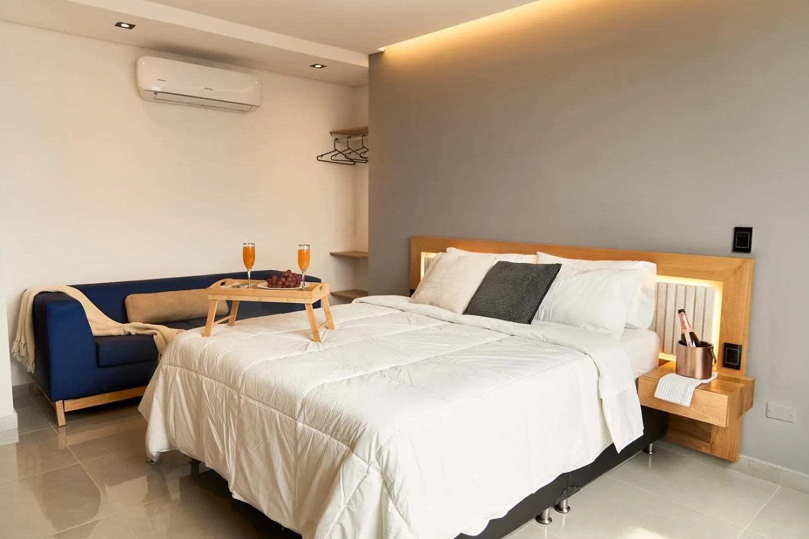 Apartamento Chic Rosa Negra Aparta-Suite Your Peaceful City Escape Medellín