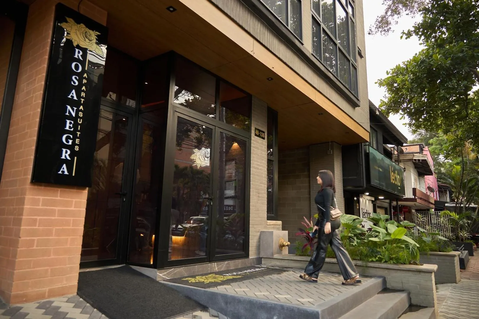Chic Rosa Negra Aparta-Suite Your Peaceful City Escape Medellín Apartamento