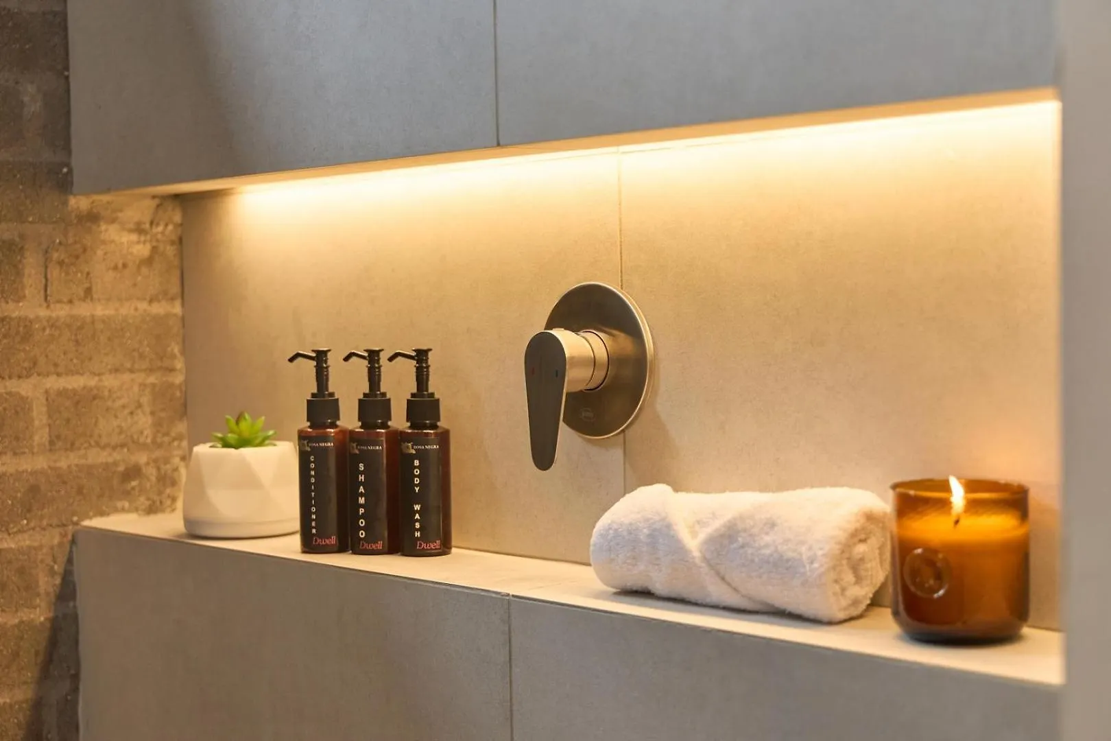 Chic Rosa Negra Aparta-Suite Your Peaceful City Escape Medellín 0*,