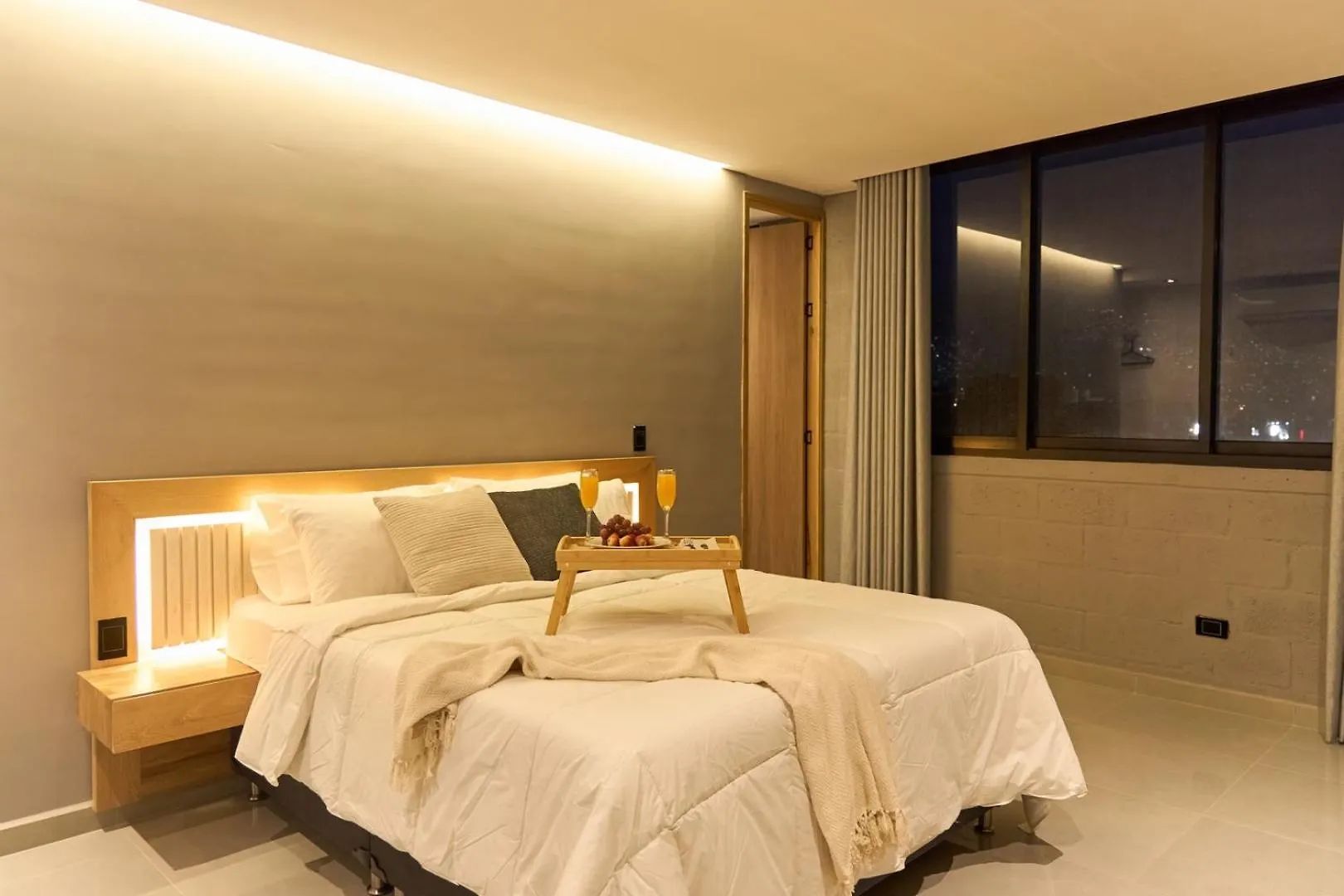 Chic Rosa Negra Aparta-Suite Your Peaceful City Escape Medellín 0*,